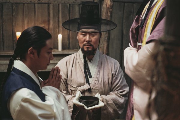 탄생 스틸 10