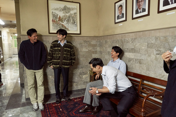교섭 스틸 15