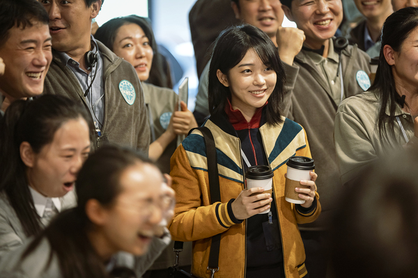 더 문 스틸 14