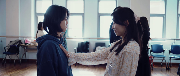 새벽의 Tango 스틸 1