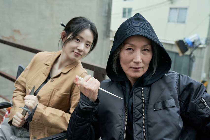 파과 스틸 18