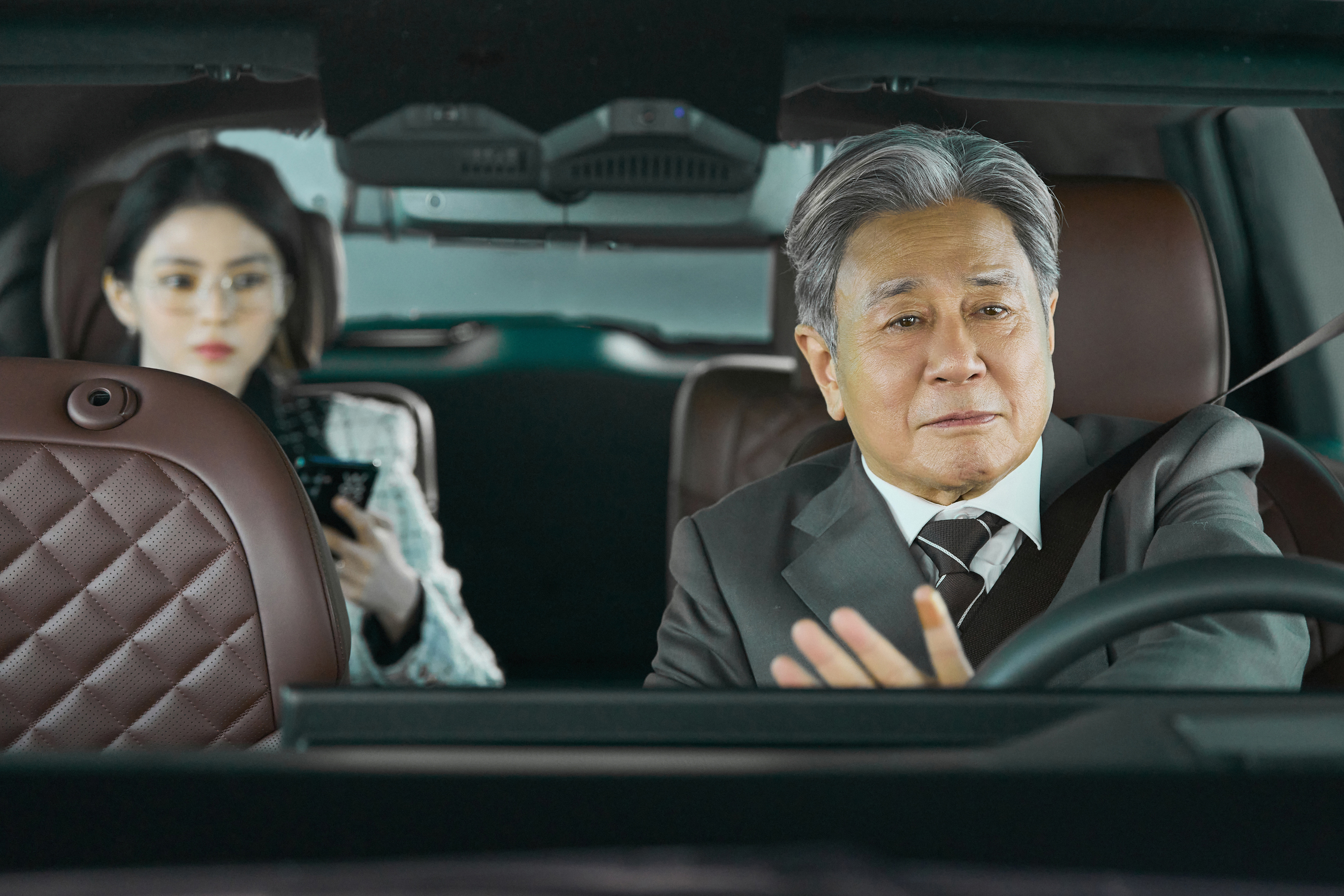인턴 스틸 5